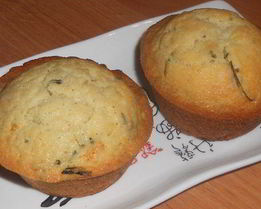 Маффины с лаймом, апельсином и розмарином