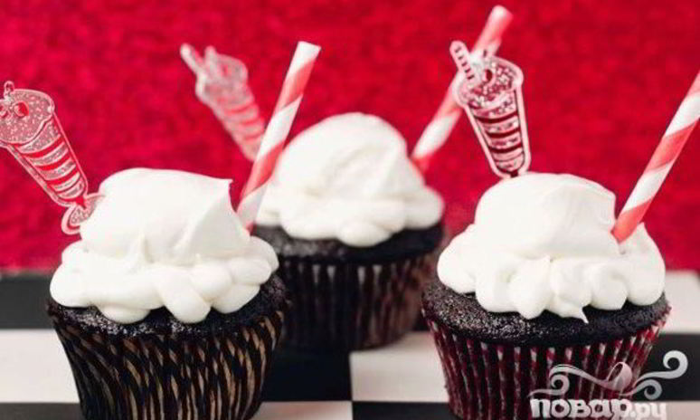 Рецепт маффинов с пивом рутбир и ванильным кремом