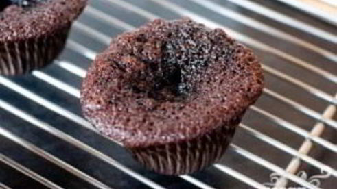 маффины с пивом рутбир и ванильным кремом