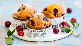 Маффины с вишней