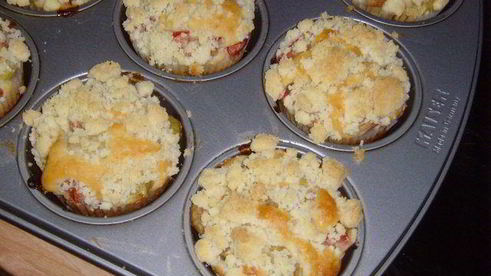 маффины со штрейзелем и ревенем