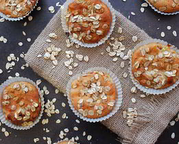 Овсяные маффины с яблоками