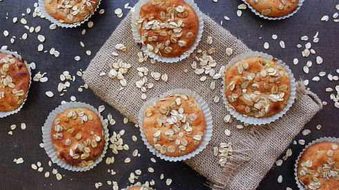 овсяные маффины с яблоками