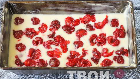 манник с вишней