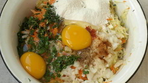 кабачковые оладьи с морковью