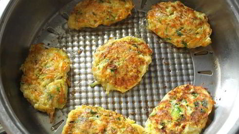 кабачковые оладьи с морковью