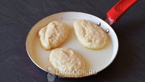 классические оладьи на кефире