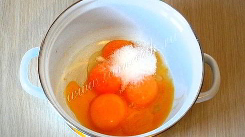 молочные оладьи на желтках