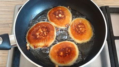 молочные оладьи на желтках