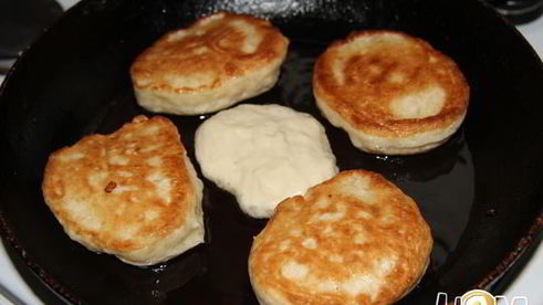 оладьи дрожжевые