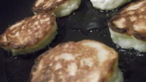 оладьи из прокисшего молока