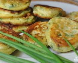 Оладьи из зеленого лука