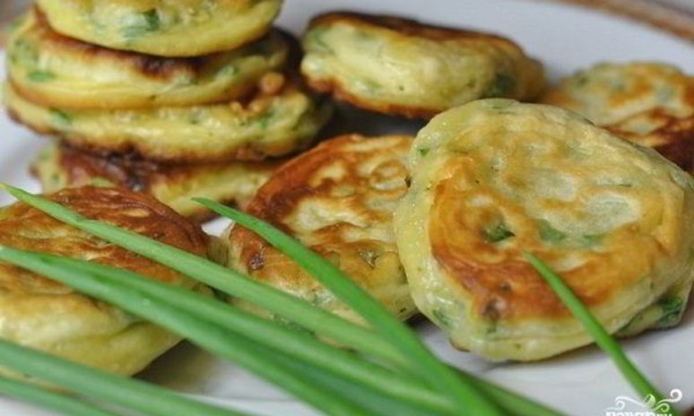 Рецепт оладий из зеленого лука