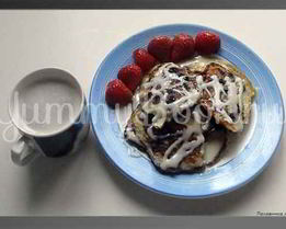 Оладьи с черникой