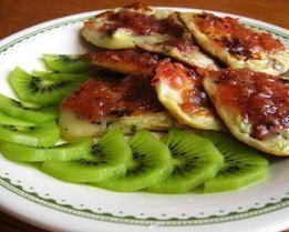 Оладьи с фруктовыми мордочками для детей