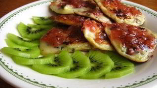 Оладьи с фруктовыми мордочками для детей