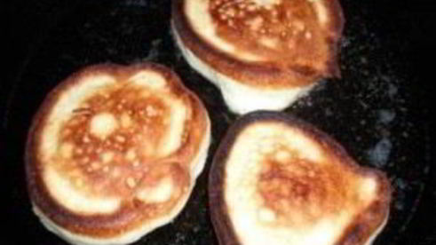 оладьи с яблоком