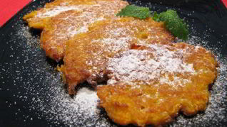 Яблочно-морковные оладьи