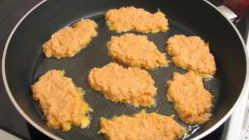 яблочно-морковные оладьи