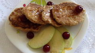 Яблочные оладьи с овсянкой