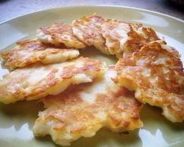 Яблочные оладьи