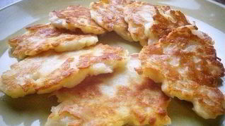 Яблочные оладьи