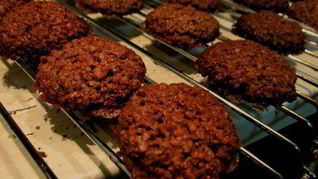 Овсяное печенье с шоколадом и кокосом