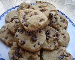 Шоколадное печенье из муки амаранта с коричневым сахаром