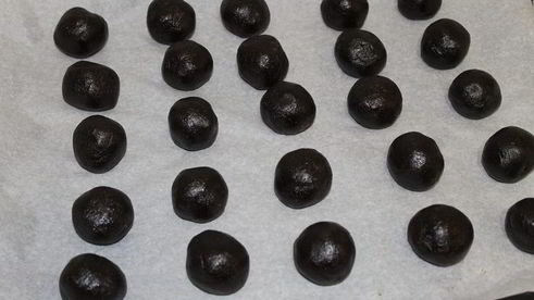 шоколадное печенье с кремовой начинкой