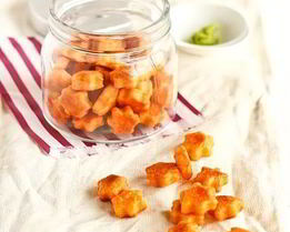 Сырные крекеры с васаби