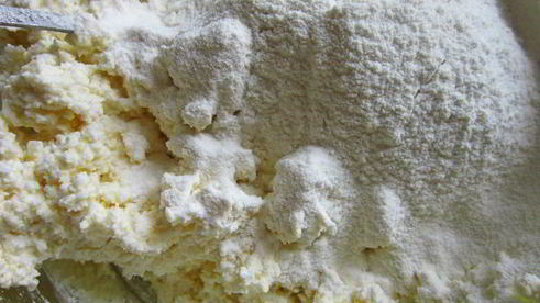 творожное печенье с клубникой