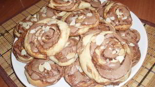 Творожное печенье с шоколадной меренгой