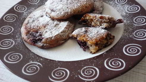 творожное печенье с вишней и шоколадом