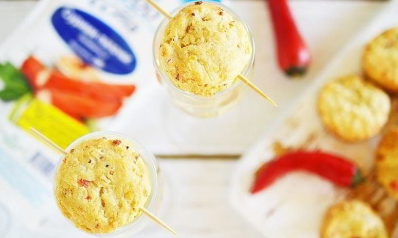 Рецепт закусочного печенья с перцем и крабовыми палочками