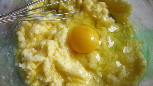 ароматный вишневый пирог