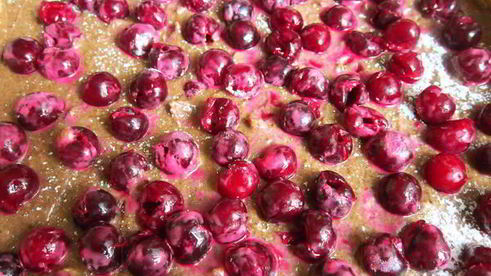 ароматный вишневый пирог