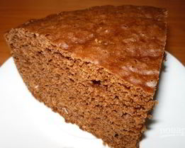 Бисквитный пирог с вареньем