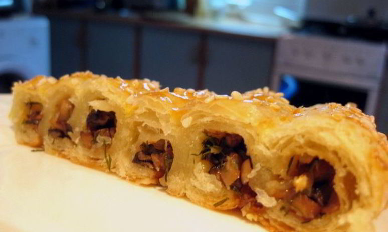 Рецепт грибного пирога-спирали