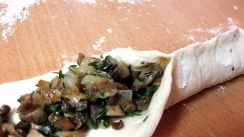 грибной пирог-спираль