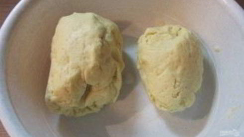 кудрявый пирог с вареньем