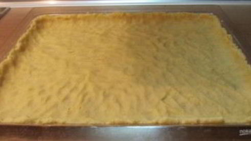 кудрявый пирог с вареньем