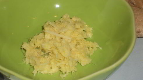 лимонно-имбирный пирог с глазурью