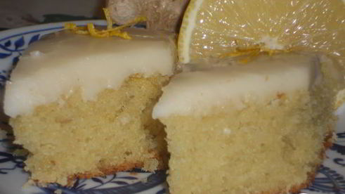 лимонно-имбирный пирог с глазурью