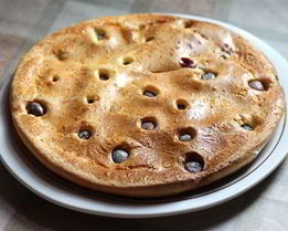 Пирог с черешней