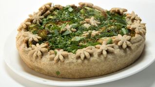 Пирог с индейкой и брокколи