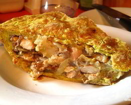 Пирог с лисичками и курицей
