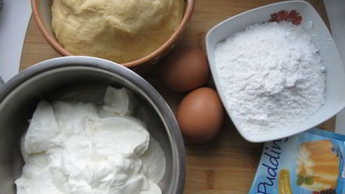 пирог с творогом и персиками