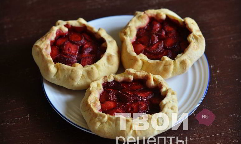 Рецепт пирогов с клубникой