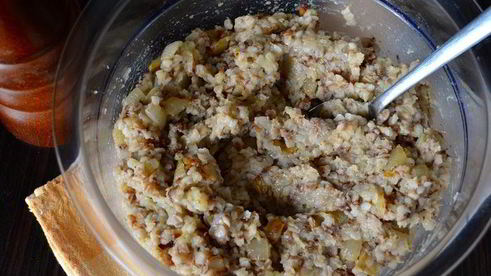 постный картофельный пирог с гречкой