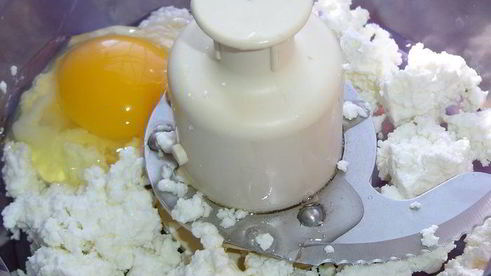 блинчатые пирожки с начинкой из курятины и грибов